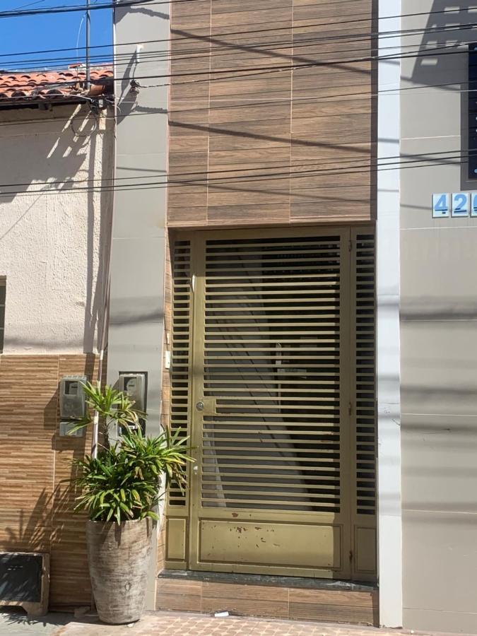 Casa Compartilhada Com Quartos Individuais Juàzeiro Zewnętrze zdjęcie